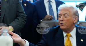 ОБНОВЕНА Тръмп заяви в интервю за Ройтерс, че синът на иранския шах изглежда много симпатичен, но не знае каква роля би играл в страната си