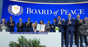 ОБНОВЕНА Тръмп учреди официално предложения от него Съвет за мир