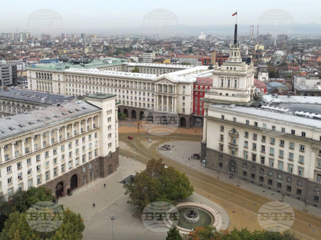 Петима от потенциалните служебни премиери се съгласиха да поемат поста, предстои президентът Илияна Йотова да избере измежду тях