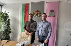 Общинското дружество-превозвач в Казанлък ще предостави карти за безплатно пътуване на шестима победители от коледната си томбола