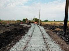Възстановено е движението на влаковете в участъка Любеново – Симеоновград след инцидента, при който се обърнаха и горяха цистерни с гориво