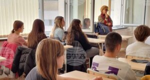 От Национална мрежа за децата настояват да се спрат процедурите по приемане на промените в Закона за предучилищното и училищното образование