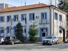 Откраднати са 15 000 евро, 10 000 лева и златни накити от къща в Берковица