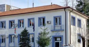 Откраднати са 15 000 евро, 10 000 лева и златни накити от къща в Берковица