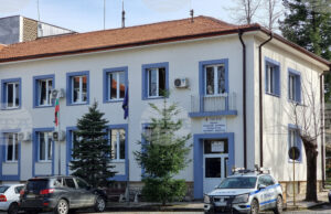 Откраднати са 15 000 евро, 10 000 лева и златни накити от къща в Берковица