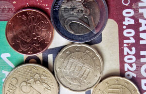 Пазарджиклии предпочитат да плащат с левове, единствено големите вериги магазини връщат ресто само в евро в началото на 2026 г.