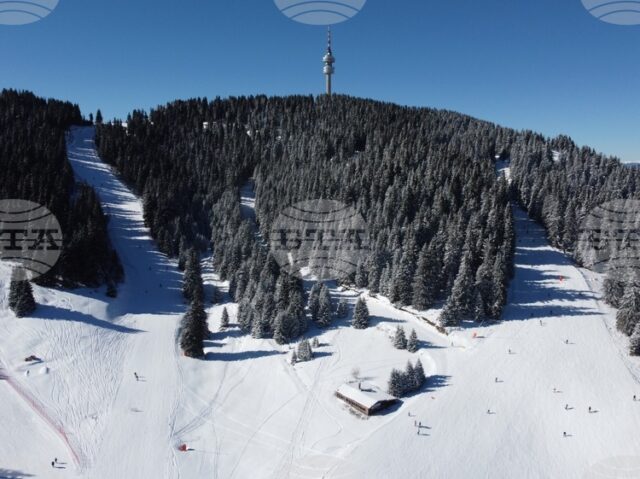 Пампорово е домакин на изнесеното заседание на парламентарната Комисия по Пампорово е домакин на изнесеното заседание на парламентарната Комисия по туризъм