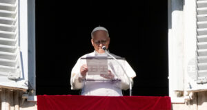 Папата призова за диалог и мир в Иран и Сирия, и отправи молитвите си към украинския народ