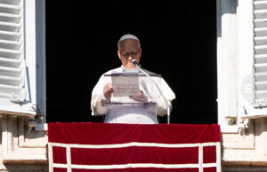 Папата призова за диалог и мир в Иран и Сирия, и отправи молитвите си към украинския народ Папата призова за диалог и мир в Иран и Сирия, и отправи молитвите си към украинския народ