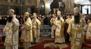 За нас е много голямо благословение да имаме възможността да се поклоним пред свети Давид от Евбея и свети Йоан Руски, каза патриарх Даниил