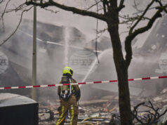 Пожар в новогодишната нощ изпепели голяма църква в центъра на Амстердам Пожар в новогодишната нощ изпепели голяма църква в центъра на Амстердам