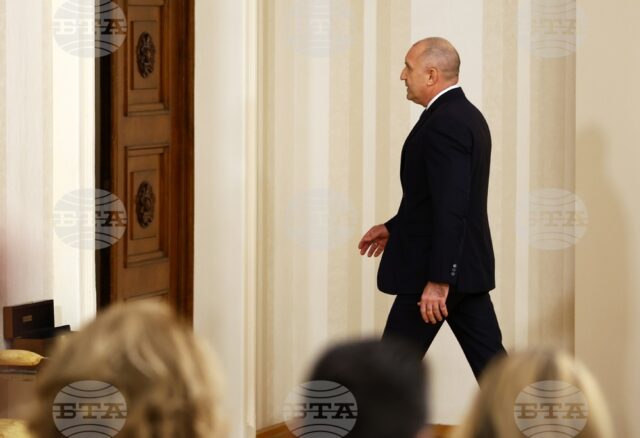 Румен Радев