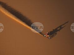 Полякът Ерик Гочал и испанецът Тоша Шарейна са победителите в деветия етап на Рали Дакар