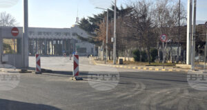 Поради стачни действия на гръцка територия е възможно да има затруднения при преминаването през граничните преходи с Гърция