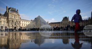 Потребителските очаквания за инфлацията в еврозоната остават без промяна през ноември, прогнозите за икономиката се влошават, отчита ЕЦБ