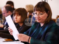 Правната комисия ще продължи да разглежда законопроекта за промени в Изборния кодекс утре на извънредно заседание