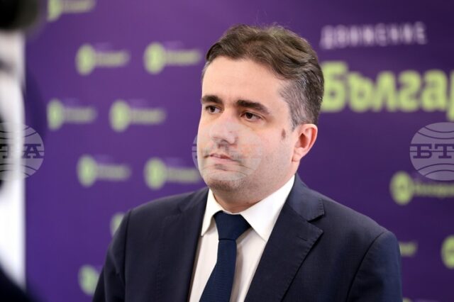 Предлагаме 100% машинно гласуване, управляващите може би са се разбрали за по-съществени промени в Изборния кодекс, заявиха от "Да, България"