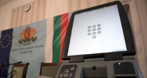 машини за гласуване