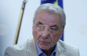 Процесът на въвеждането на еврото е плавен, според председателя на КЗК Росен Карадимов