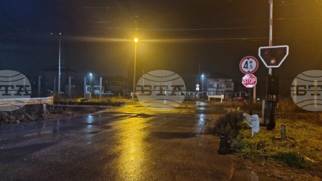 Пътнически влак от Свиленград за Пловдив е ударил мъж при опит за нерегламентирано пресичане на прелез