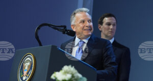 РАЗШИРЕНА
                                                                                                Приключи първият кръг на преговорите между Украйна и Русия с посредничество на САЩ в Абу Даби