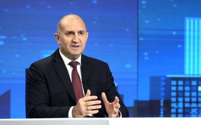 Радев и политиката: „Президентска“ партия ще има след изборите, а Румен Радев