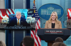 Разполагането на европейски войници в Гренландия няма да промени намерението на Тръмп да поеме контрол над острова, заяви Белият дом