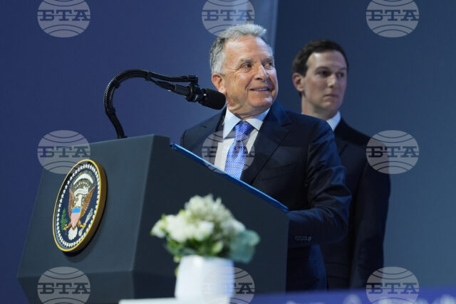 Американските пратеници в преговорите между Украйна и Русия Стив Уиткоф и Джаред Къшнър.