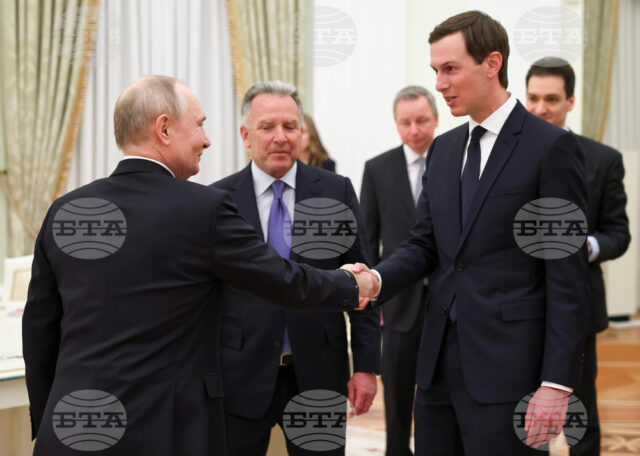 Русия и САЩ с интензивни преговори за Украйна, тристранни срещи предстоят в Абу Даби