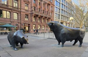 Ръст на индексите на фондовите пазари в Европа след рекордните приходи на "Адидас"