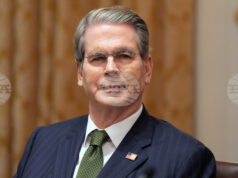 САЩ се нуждаят от Гренландия заради "слабостта" на Европа, заяви американският министър на финансите Скот Бесънт