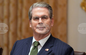 САЩ се нуждаят от Гренландия заради "слабостта" на Европа, заяви американският министър на финансите Скот Бесънт