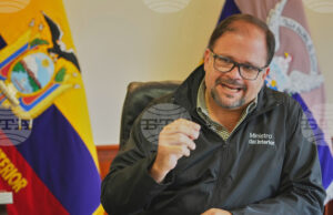 САЩ ще поискат екстрадицията на ръководител на еквадорска банда за трафик на наркотици от Испания, заяви еквадорският вътрешен министър САЩ ще поискат екстрадицията на ръководител на еквадорска банда за трафик на наркотици от Испания, заяви еквадорският вътрешен министър