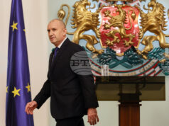 Световните агенции за обръщението на Румен Радев, в което обяви, че ще депозира оставката си като президент