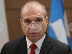 Север–Юг трябва да се превърне в реално работещ транспортен коридор, заяви вицепремиерът в оставка Гроздан Караджов Север–Юг трябва да се превърне в реално работещ транспортен коридор, заяви вицепремиерът в оставка Гроздан Караджов