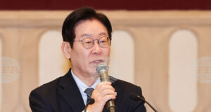 Сеул прилага „пингвинска дипломация“, за да се срещне с Ким Чен-ун