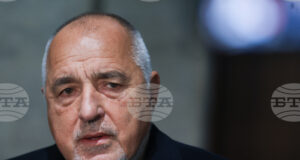 Снощи доста нелепо звучеше изказването на Румен Радев, коментира Бойко Борисов