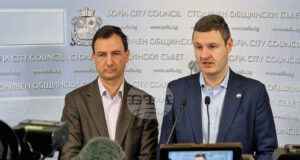 Столичният автотранспорт е обявил поръчка за автобуси втора употреба на цена до осем пъти по-висока от пазарната, според общински съветници от ПП-ДБ