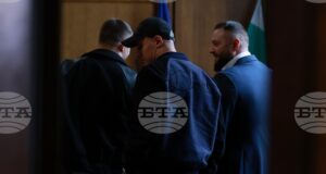 Съдът допусна да бъдат изготвени нова техническа експертиза и две справки по делото за побоя над журналиста Слави Ангелов