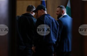 Съдът допусна да бъдат изготвени нова техническа експертиза и две справки по делото за побоя над журналиста Слави Ангелов