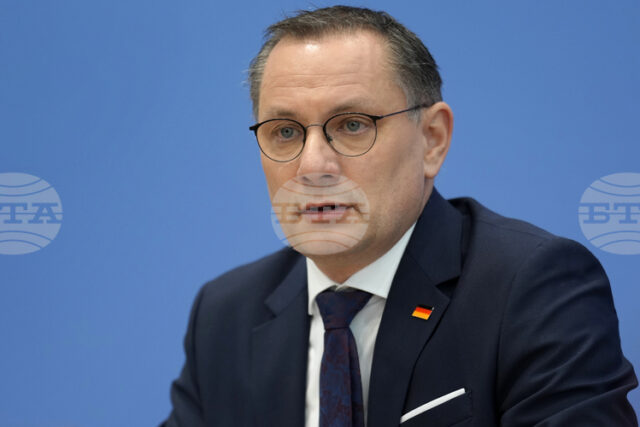 Съпредседателят на „Алтернатива за Германия“ Крупала планира задълбочаване на връзките с Китай