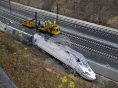 Илюстративна снимка на дарайлирал високоскоростен влак в Испания