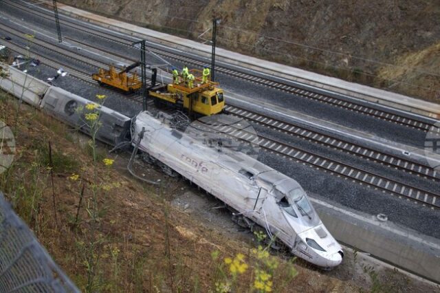 Илюстративна снимка на дарайлирал високоскоростен влак в Испания