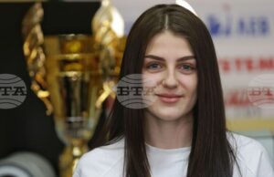 Теодора Цанева ще представя България на турнир по карате в Тбилиси Теодора Цанева ще представя България на турнир по карате в Тбилиси