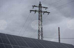 Токът за бизнеса утре поевтинява със 7 процента, сочат данните на БНЕБ