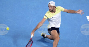 Томаш Махач се класира за полуфиналите на турнира по тенис в Аделаида