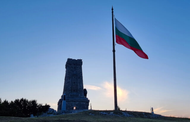 Паметник на Свободата връх Шипка