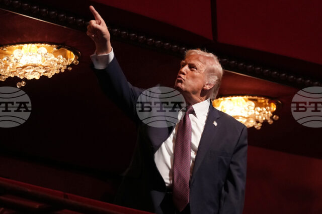 Тръмп изрази надежда, че няма да му се наложи да атакува Иран