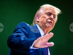 Тръмп съди банка „Джей Пи Морган Чейс“ и ръководителя й Джейми Даймън в дело за 5 млрд. долара, пише „Фокс бизнес“ Тръмп съди банка „Джей Пи Морган Чейс“ и ръководителя й Джейми Даймън в дело за 5 млрд. долара, пише „Фокс бизнес“