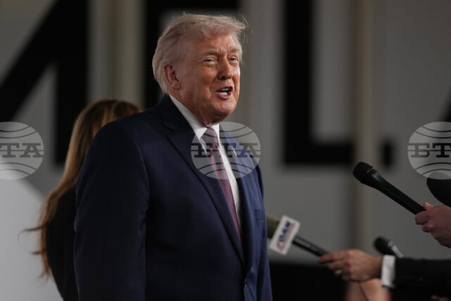 Тръмп ще обяви новия шеф на УФР по-късно днес Тръмп ще обяви новия шеф на УФР по-късно днес